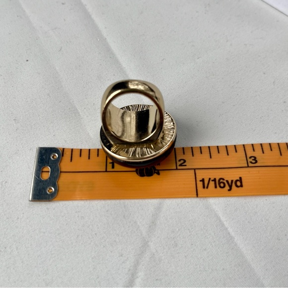 Banana Republic Tiger’s Eye Cocktail Ring, size 6 - Picture 9 of 10